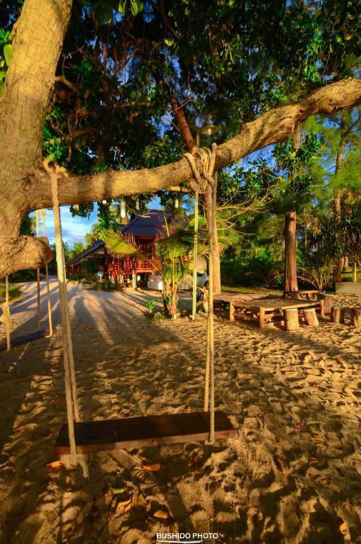 Baanchaylay Resort Khanom Room photo